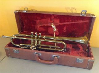 Vintage Antique Getzen Classic Trumpet Elkhorn Wi Usa Serial E6249 & Case