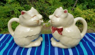 Pair (2) Vintage SHAWNEE Pottery PUSS n ' BOOTS Cat CREAMERS/PITCHERS - 2
