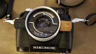 Vintage NIKONOS II Underwater Film Camera f=35mm 1:25 in case 3