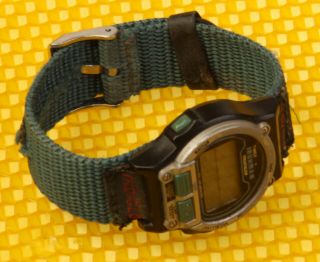 Women ' s Vintage TIMEX IRONMAN TRIATHLON Digital LCD Watch 100M GOOD 3