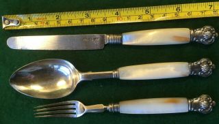1833 ANTIQUE SOLID SILVER MOTHER of PEARL GEORGE UNITE KNIFE FORK SPOON CASED 2