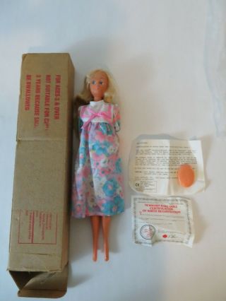 Vintage Karen Pregnant Mother With Baby Blonde Doll Item 72081