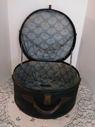 Antique Vintage Round Train Case Trunk Hat Box N Suitcase 18x16x9