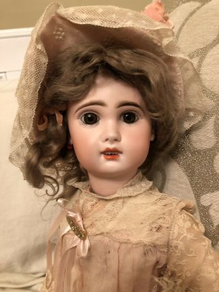 Antique 21.  5” Bebe Jumeau French Bisque Doll On Walker Body With Voice Box