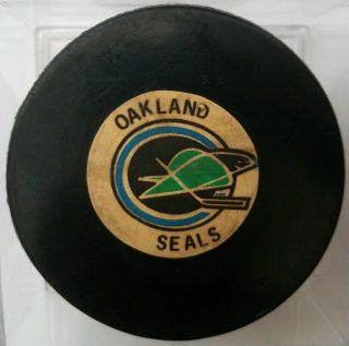 Oakland Seals Art Ross Converse Ccm Tyer Nhl Official Game Puck Nhl Vintage Usa