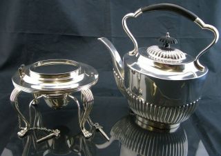 Queen Anne Style Silver Tea Kettle - London 1912 - 39oz - Robert Pringle