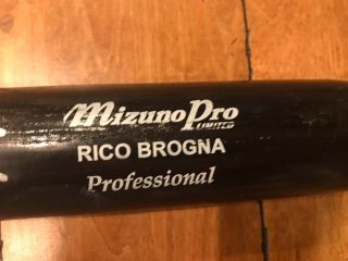 2001 Rico Brogna Auto Atlanta Braves Mizuno Pro Game Bat 33 " Loa