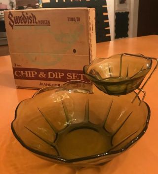 Vintage Anchor Hocking 3 Pc.  Avocado Green Glass Chip And Dip Bowl Set