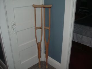 Wooden Crutches Up To 350 Pounds Adult Vintage