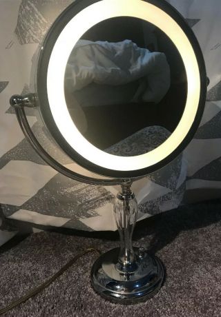 Vintage Vanity Magnifying Lighted Makeup Mirror Round Silver Adjustable Plug In
