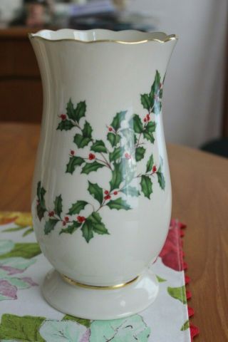 Vintage Lenox Holiday Footed Vase Holly Berry Gold Trim 8 " Christmas Decor Usa