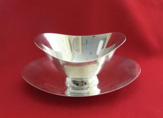 Tiffany & C0.  Sterling Silver Gravy Boat And Under Plate Art - Deco (114)