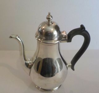 TIFFANY & Co.  Sterling Silver Queen Ann Style Coffee Pot,  22555 2