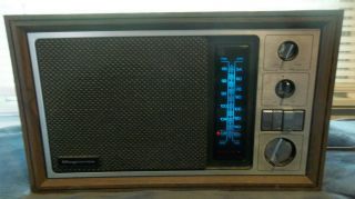 Vintage Magnavox Am/fm Radio Model Rf3100 Wa11 Wood Tone Box Case Retro