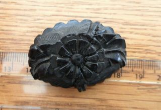 VINTAGE JEWELLERY VICTORIAN WHITBY JET FLOWER MOURNING BROOCH PIN A/F 3