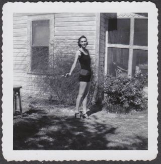 A187 - Sexy Lady Long Legs Cigarette In Holder - Old/vintage Photo Snapshot