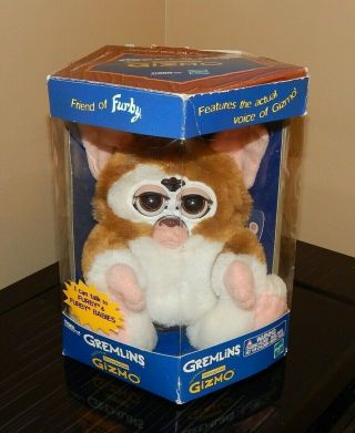 Hasbro Vintage 1999 Electronic Interactive Furby Gizmo From The Movie Gremlins