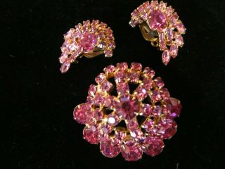 Vintage Rhinestone Continental Brooch And Earring Set (clip On)