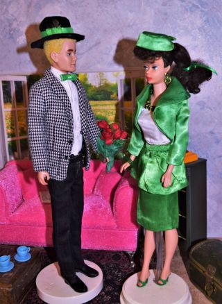 Vintage Brunette 5 Ponytail Barbie " Theatre Date " 959 1963 Complete W