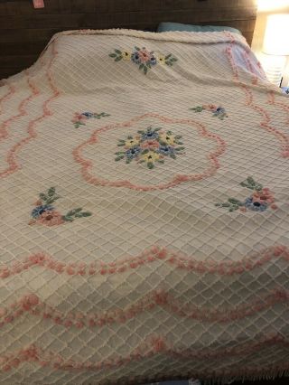 Vintage Bedspread Full Chenille Flowers White Fringe Cabin Crafts
