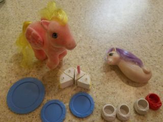My Little Pony Vintage G1 Birthday Party Accessories With 2 Ponies