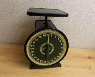 Vintage Montgomery Ward Black Family Scale 25lb Kitchen Utility Food Scale