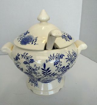 Vintage Blue white Ceramic,  Soup Tureen,  Lid and Ladle Japan.  Bowl.  Rare. 3