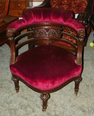 Walnut Carved Lion Corner Chair / Parlor Chair
