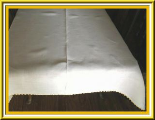 Top Quality Vintage Pure Linen Tablecloth With Hand Crocheted Trim