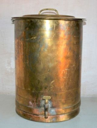 Old Antique Brass Crafted Old Big Drinking Water Storage Tank With Brass Tap