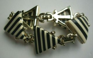 Vintage Art Deco Black And White Triangular Lucite Inserts Mod Bracelet
