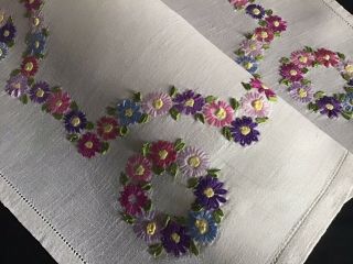 Gorgeous Large Vintage Linen Hand Embroidered Tray Cloth Daisy Chains