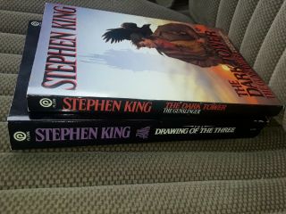 Pair Vintage Stephen King Large Paperback Books The Gunslinger Dark Tower Plume 2