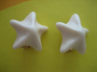 RARE EARLY DINOSAUR DESIGNS VINTAGE STAR SHAPED CLIP ON EARRINGS 2