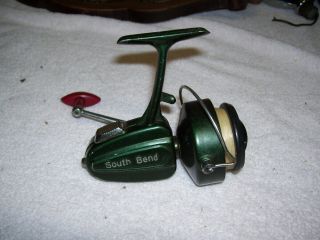 South Bend Model 720 Vintage Fishing Spinning Reel,  Light Weight