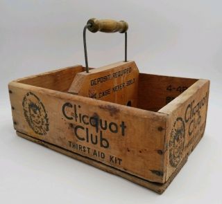 Antique Vintage Clicquot Club Soda Advertising Thirst Aid Kit Bottle Carrier