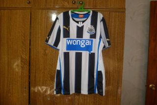 Newcastle United Puma Football Shirt Home 2013/2014 Magpies Soccer Jersey Size M