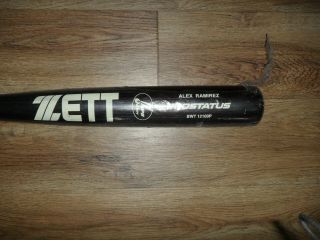 Authentic Giants Swallows Alex Ramirez Zett Pro Status Wood Baseball Bat