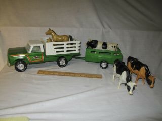 Vintage Toy Nylint Farms Truck With Bed,  Stock Trailer,  & Animals Usa 60 
