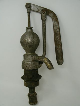 Vintage Antique Cast Iron Water Well Sink Hand Pump Primative Garden Barn Decor