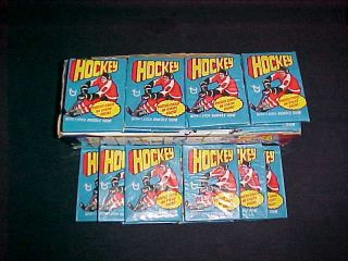 1976 - 77 Topps Ice Hockey Wax Packs Stored In Damp Conditions 20 Packs