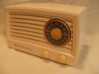 Fully Restored 1949 Vintage Admiral Model 5x13n Antique Tube Am Radio