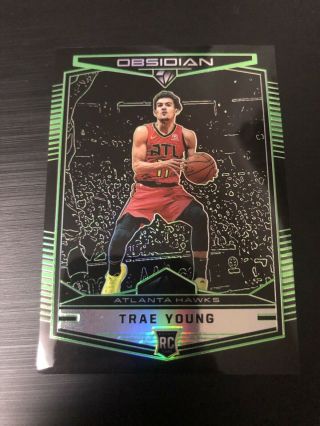 2018 - 19 Obsidian Basketball Trae Young Rookie Card Green Prizm Rc 3/15 Ssp 