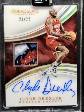 2015 - 16 Panini Immaculate Clyde Drexler Acetate Jersey Numbers Patch Auto 21/22