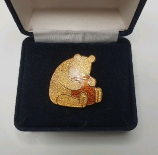 Vintage Disney Winnie The Pooh Honey Brooch Pin Badge Enamel Costume Jewellery
