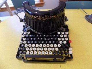 Fabulous Antique Royal Bar - Lock Typewriter W/case