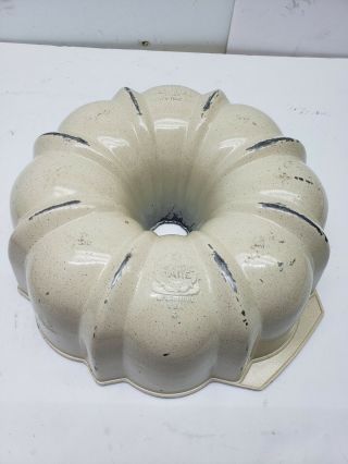Vintage Nordic Ware Heavy Cast Aluminum Bundt Cake Pans Decor 1f
