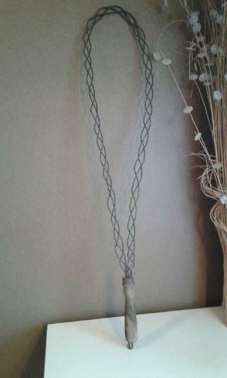 Vintage Primitive Rug Beater Braided Wire Wood Handle 31 "