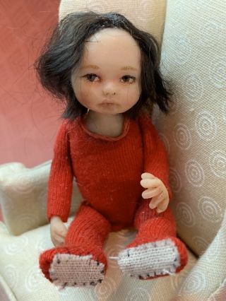 Vintage Miniature Dollhouse Uk Artisan Sculpted Baby Girl Red Sleeper Sweet Face
