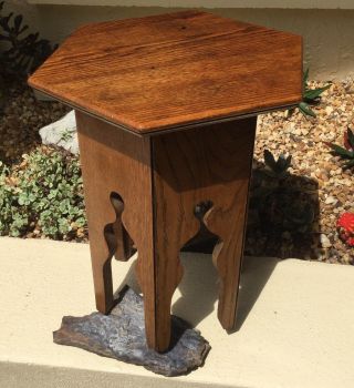 Vintage Arts & Crafts Mission Solid Oak Plant Stand / Side End Table